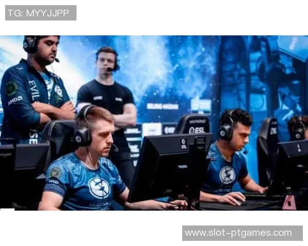 FPX在CSGO节奏排行榜中荣登第一名展现强大实力与团队默契实时数据